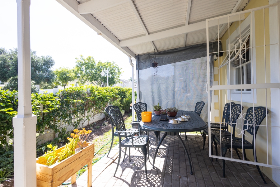 To Let 3 Bedroom Property for Rent in Goedemoed Western Cape